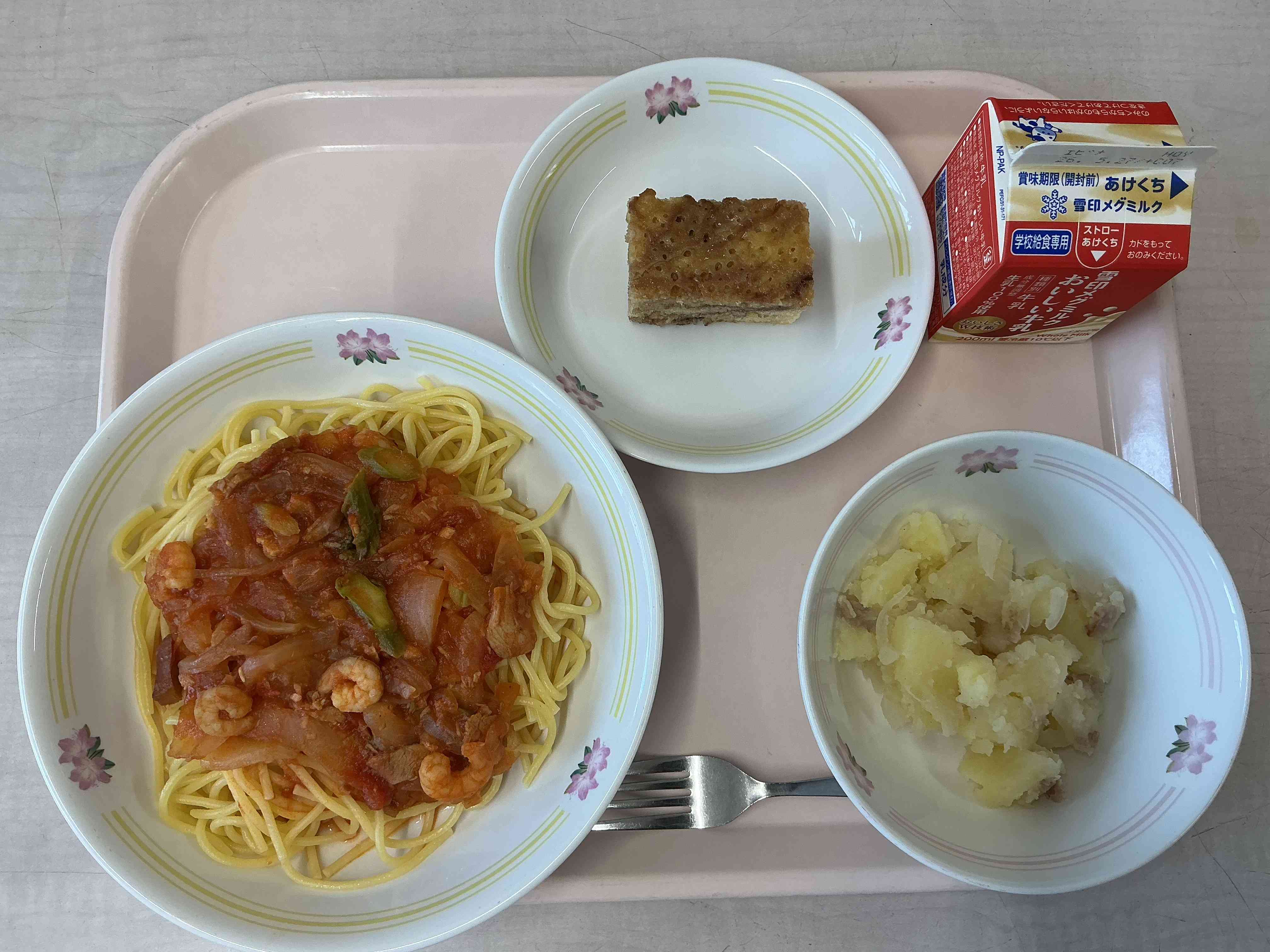 給食写真 - 給食 - 品川区立鈴ケ森中学校